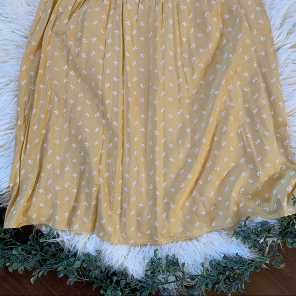 Yellow Floral Halter Dress - Picture 4 of 5